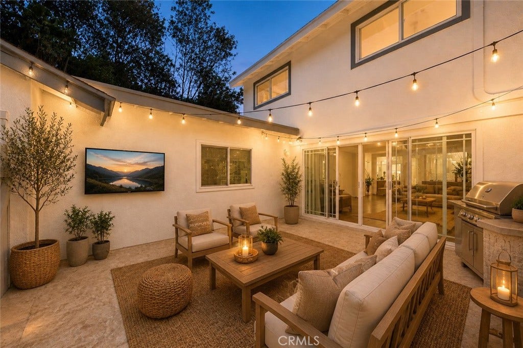 29616 Oakwood Ct, San Juan Capistrano, CA 92675 Virtually staged / LARGE and private patio!