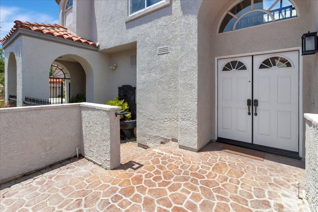 40 Marseille, Laguna Niguel, CA 92677 40 Marseille, Laguna Niguel, CA 92677