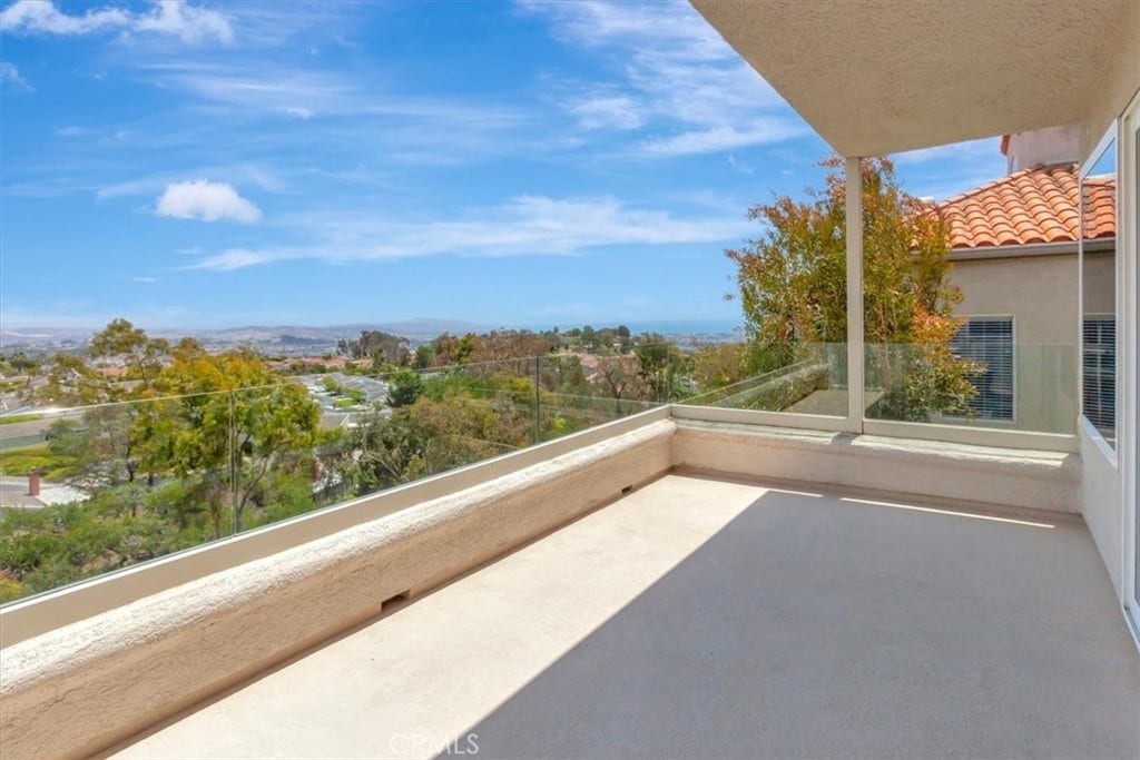 40 Marseille, Laguna Niguel, CA 92677 40 Marseille, Laguna Niguel, CA 92677