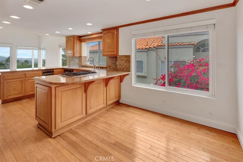 40 Marseille, Laguna Niguel, CA 92677 40 Marseille, Laguna Niguel, CA 92677