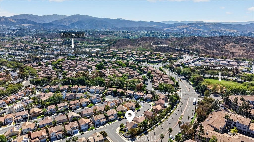 21 Calle Del Mar, Rancho Santa Margarita, CA 92688 21 Calle Del Mar, Rancho Santa Margarita, CA 92688