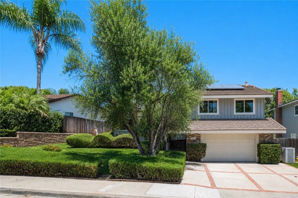 25472 Chrisanta, Mission Viejo, CA 92691 25472 Chrisanta, Mission Viejo, CA 92691