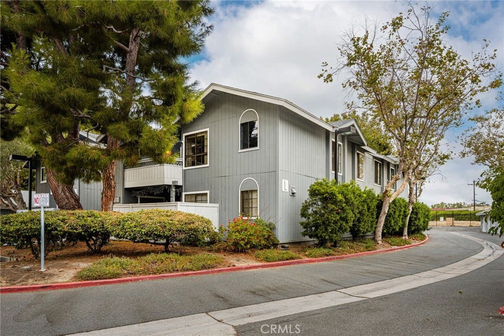 32221 Alipaz, #267, San Juan Capistrano, CA 92675 Corner End Unit