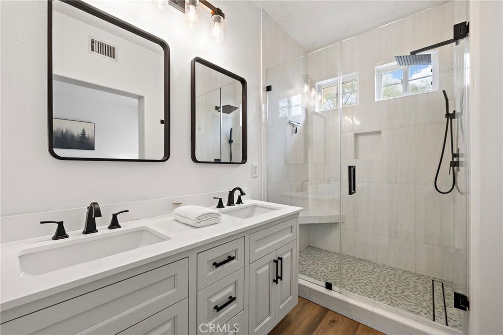 25 Via Vicini, Rancho Santa Margarita, CA 92688 25 Via Vicini, Rancho Santa Margarita, CA 92688