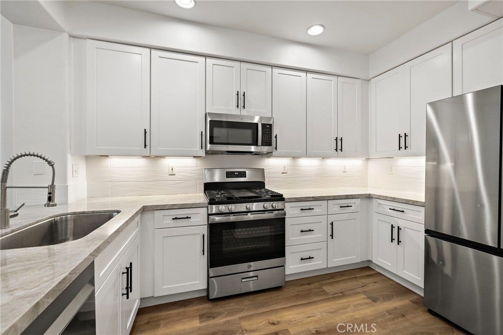 25 Via Vicini, Rancho Santa Margarita, CA 92688 25 Via Vicini, Rancho Santa Margarita, CA 92688