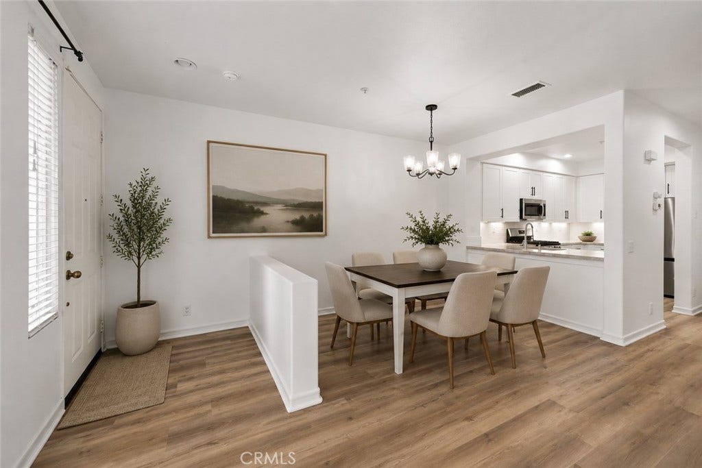 25 Via Vicini, Rancho Santa Margarita, CA 92688 Photo has been virtually staged.