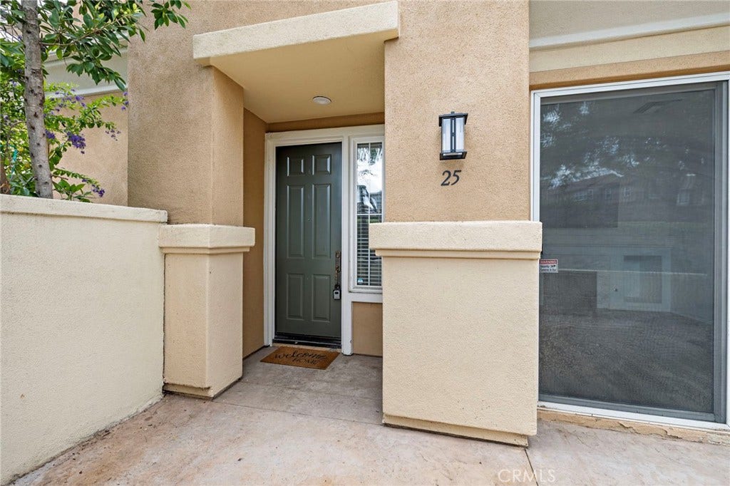 25 Via Vicini, Rancho Santa Margarita, CA 92688 25 Via Vicini, Rancho Santa Margarita, CA 92688