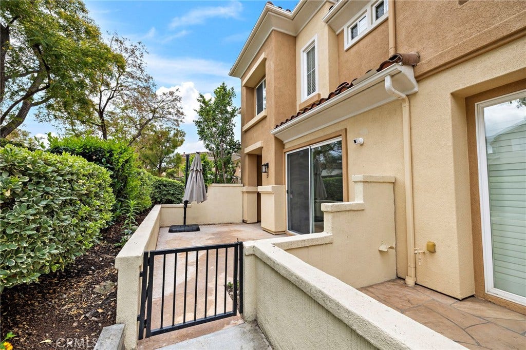 25 Via Vicini, Rancho Santa Margarita, CA 92688 25 Via Vicini, Rancho Santa Margarita, CA 92688