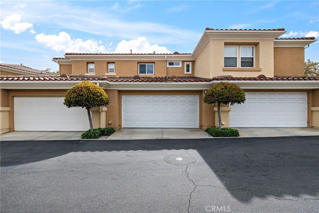 25 Via Vicini, Rancho Santa Margarita, CA 92688 25 Via Vicini, Rancho Santa Margarita, CA 92688