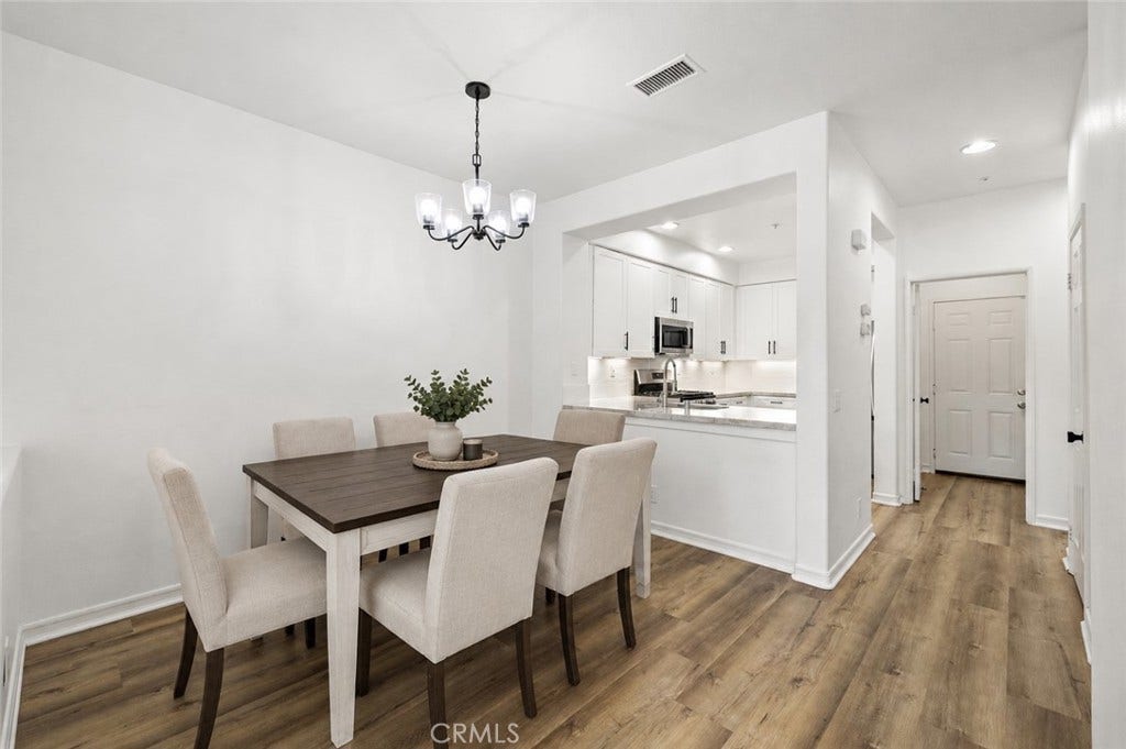 25 Via Vicini, Rancho Santa Margarita, CA 92688 Photo has been virtually staged.
