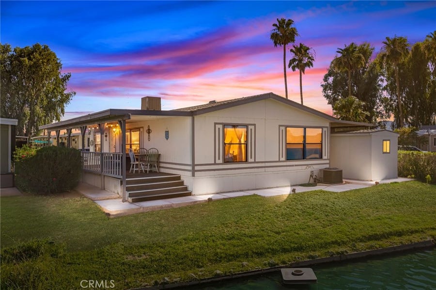 Property photo for 586 Channel Way, Needles, CA
