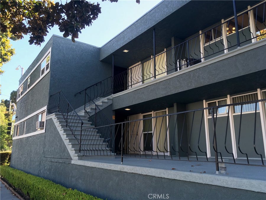 Property photo for 231 Junipero Avenue, #12, Long Beach, CA