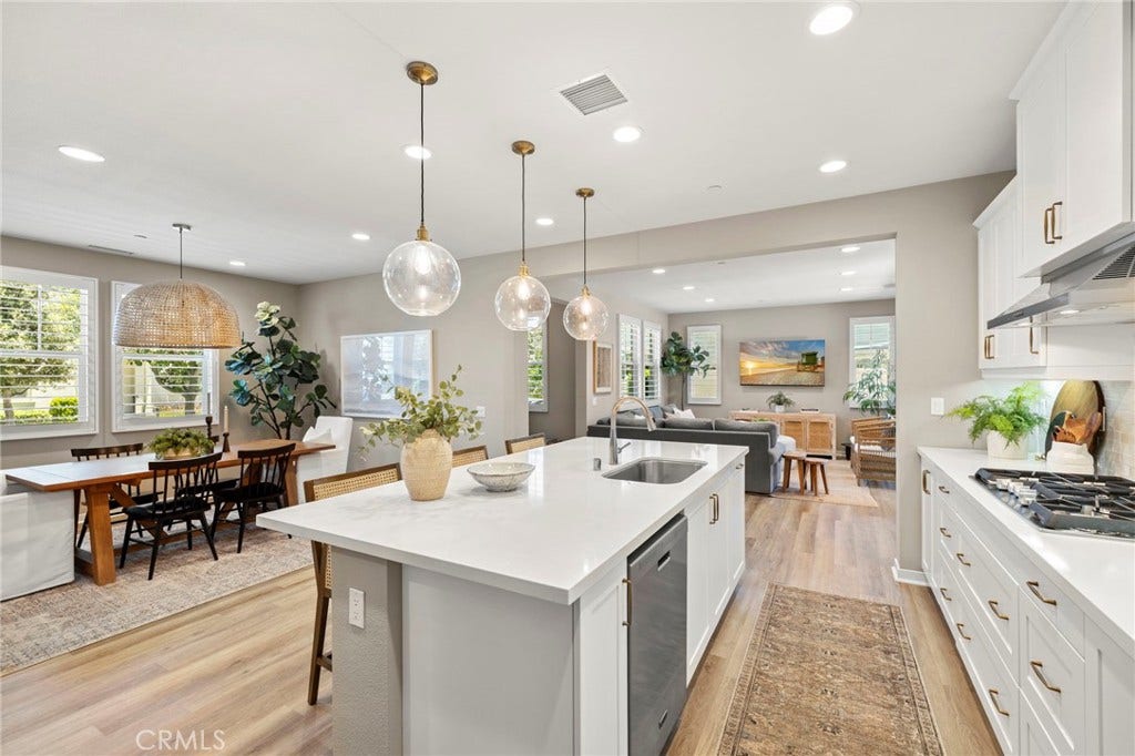 19 Jarano Street, Rancho Mission Viejo, CA 92694 19 Jarano Street, Rancho Mission Viejo, CA 92694