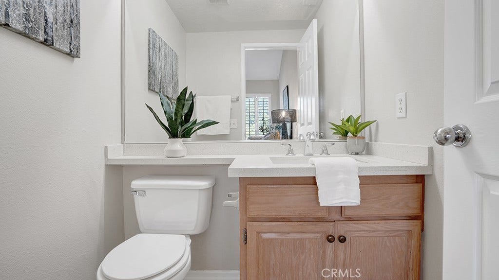 28305 Via Luis, Laguna Niguel, CA 92677 28305 Via Luis, Laguna Niguel, CA 92677