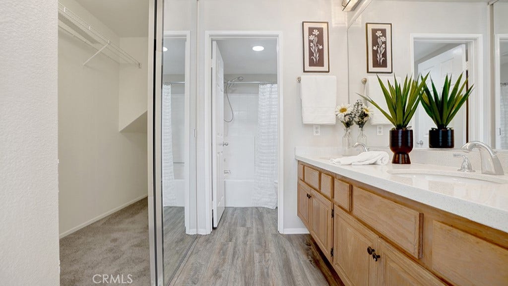 28305 Via Luis, Laguna Niguel, CA 92677 28305 Via Luis, Laguna Niguel, CA 92677