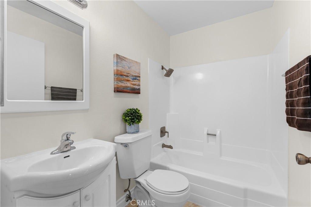 23282 Orange Avenue, #6, Lake Forest, CA 92630 Secondary Bath
