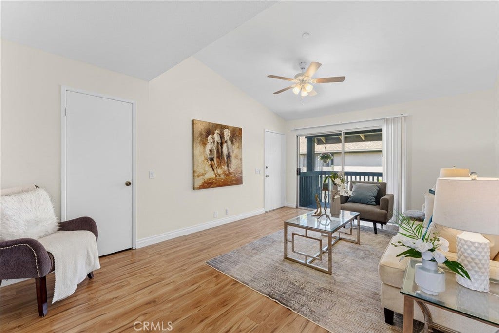 23282 Orange Avenue, #6, Lake Forest, CA 92630 23282 Orange Avenue, #6, Lake Forest, CA 92630
