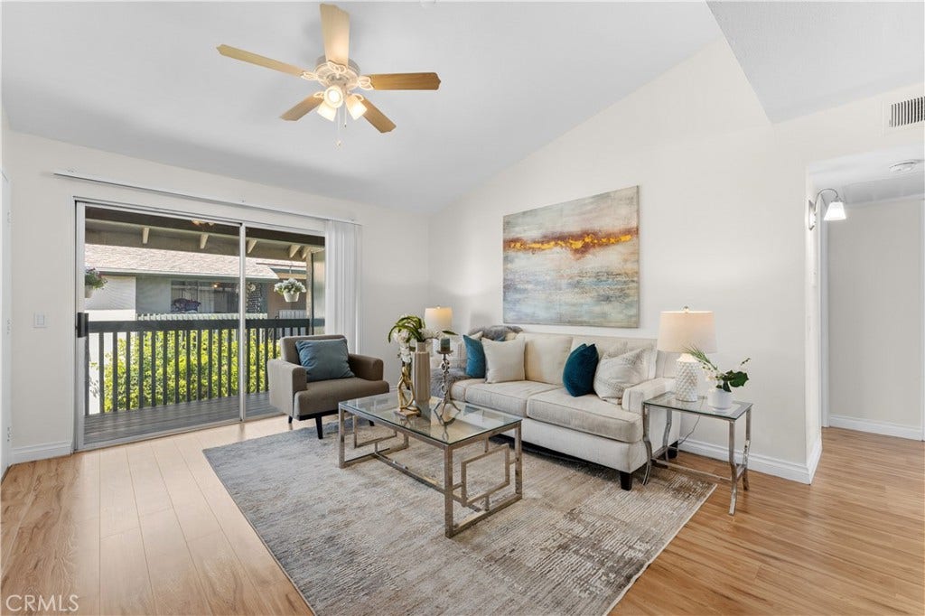23282 Orange Avenue, #6, Lake Forest, CA 92630 23282 Orange Avenue, #6, Lake Forest, CA 92630