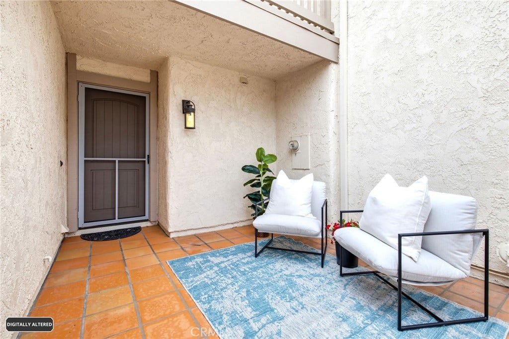 127 Avenida Adobe, San Clemente, CA 92672 127 Avenida Adobe, San Clemente, CA 92672