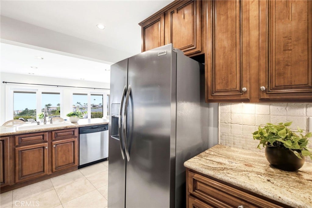 127 Avenida Adobe, San Clemente, CA 92672 127 Avenida Adobe, San Clemente, CA 92672