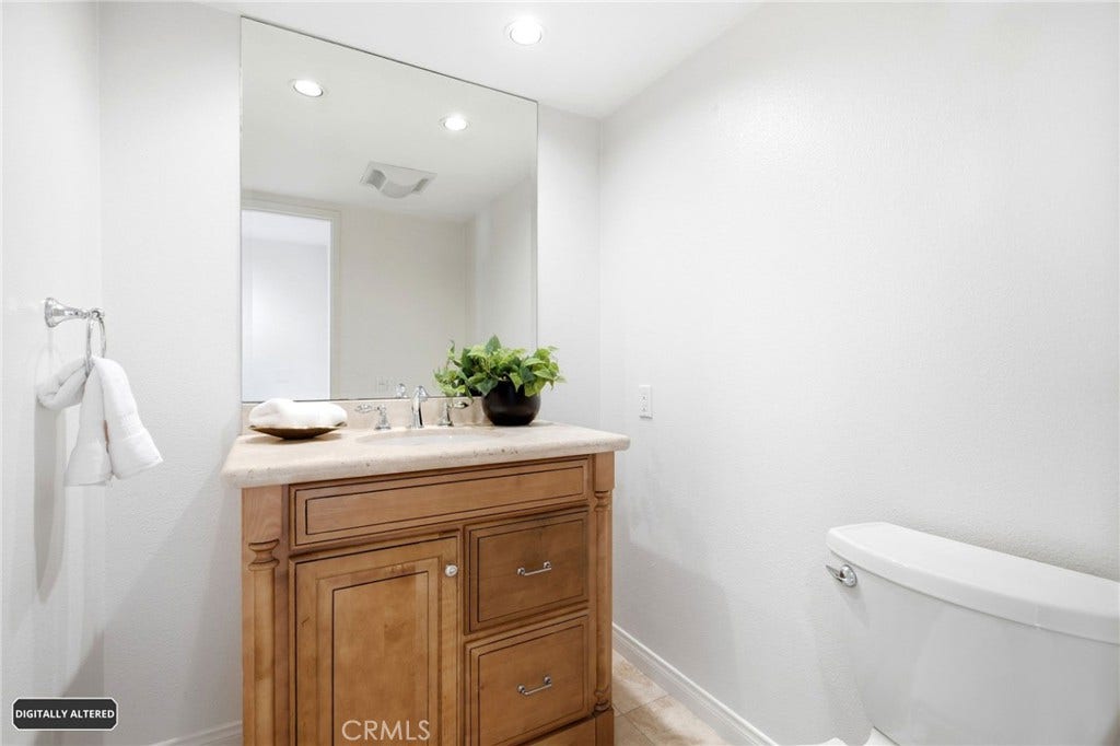 127 Avenida Adobe, San Clemente, CA 92672 127 Avenida Adobe, San Clemente, CA 92672