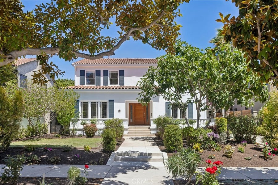Property photo for 230 S Lucerne Boulevard, Los Angeles, CA