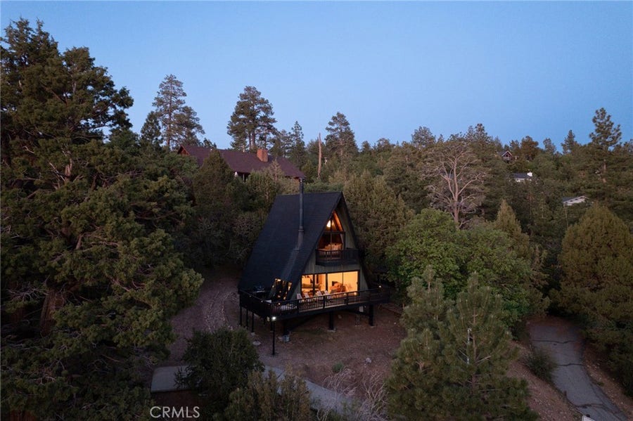 Property photo for 991 Colusa, Big Bear Lake, CA