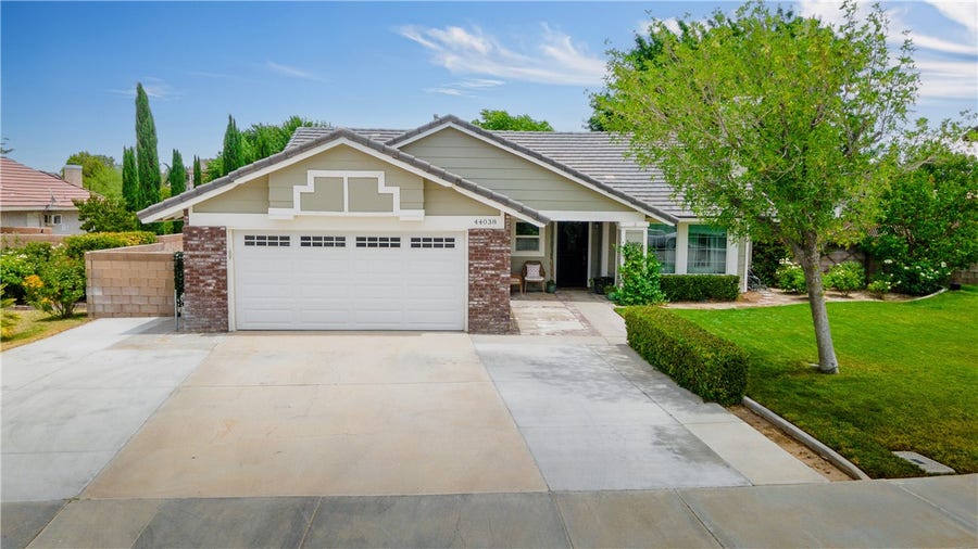 Property photo for 44038 Colony Court, Lancaster, CA