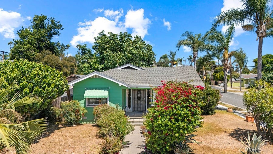 Property photo for 405 W Mcfadden, Santa Ana, CA