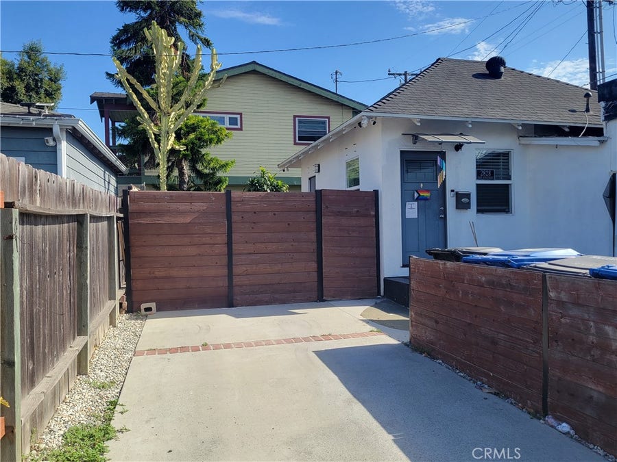 Property photo for 2828 E 10th, Long Beach, CA