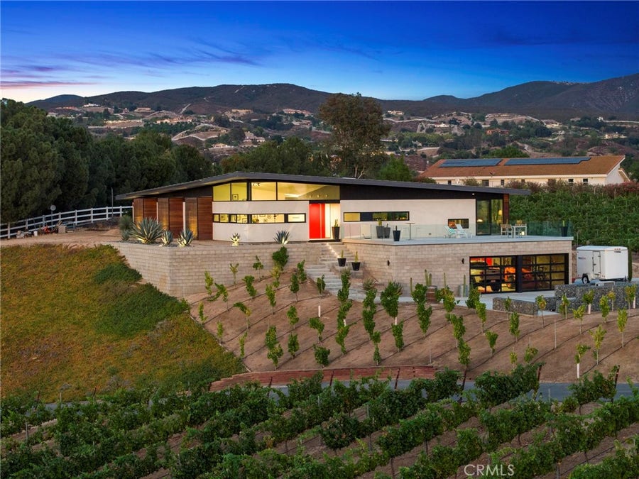Property photo for 36453 Via El Pais Bonita, Temecula, CA