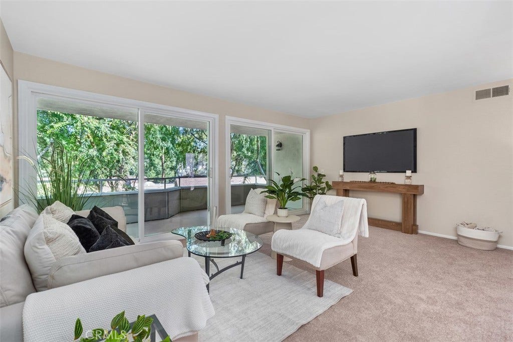 22125 Caminito Vino, Laguna Hills, CA 92653 22125 Caminito Vino, Laguna Hills, CA 92653