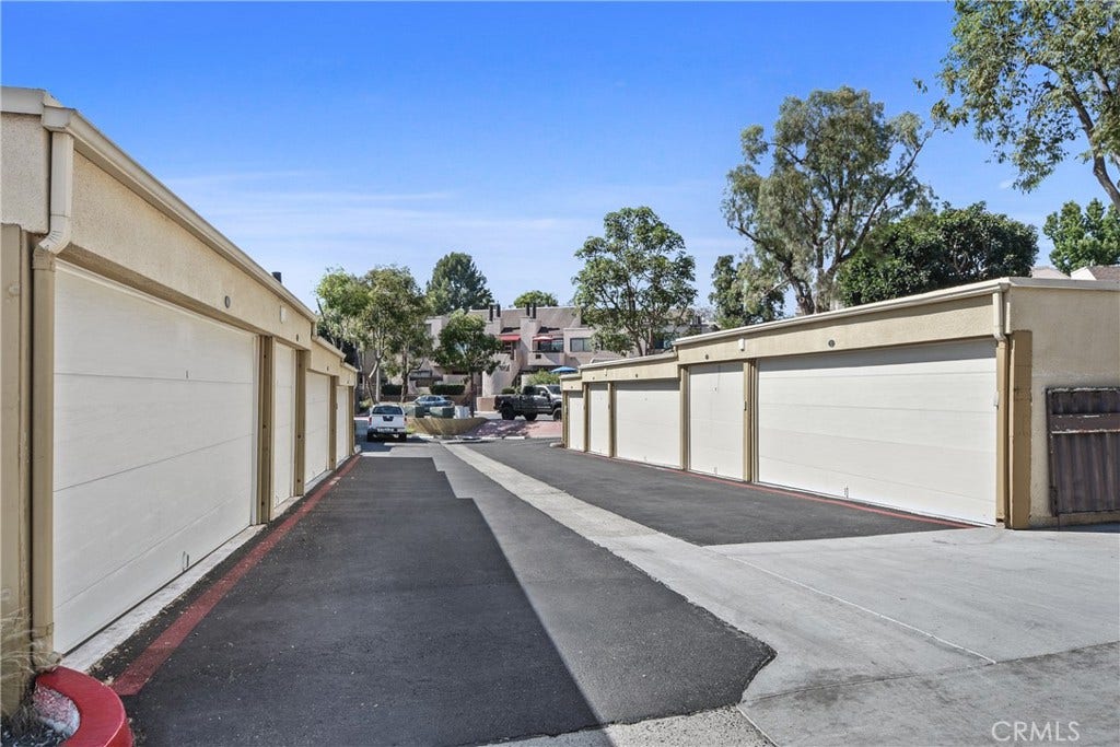 25761 Le Parc, #9, Lake Forest, CA 92630 25761 Le Parc, #9, Lake Forest, CA 92630