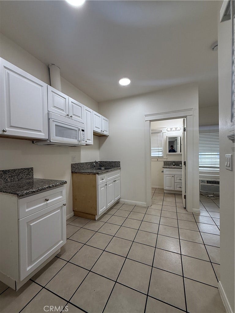 Property photo for 718 Chestnut Avenue, #15, Long Beach, CA
