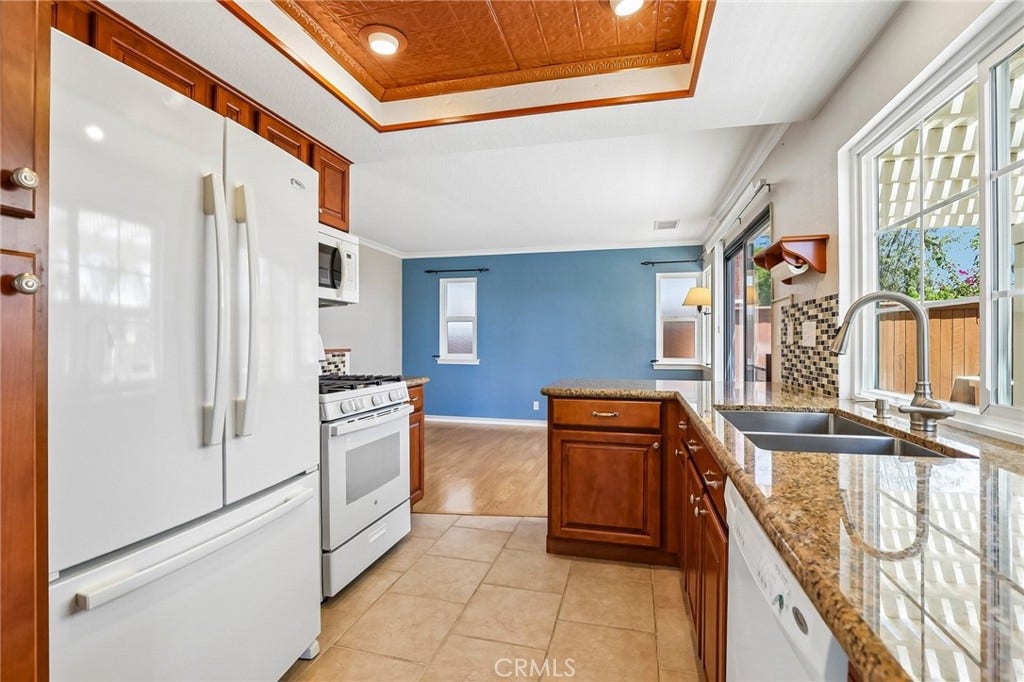 4 El Vaquero, Rancho Santa Margarita, CA 92688 4 El Vaquero, Rancho Santa Margarita, CA 92688