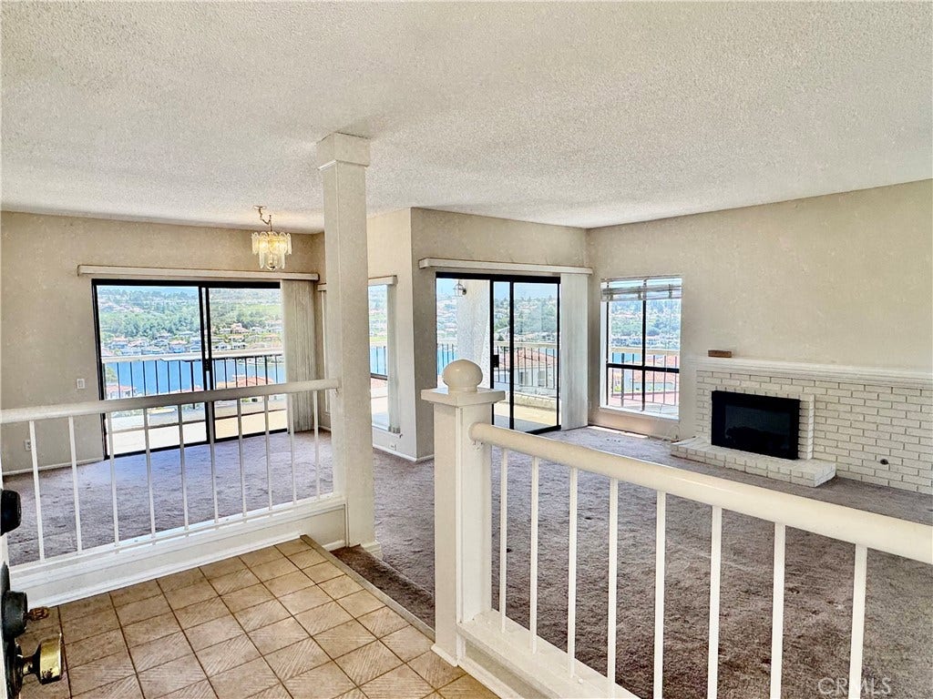 27814 Paguera, #31, Mission Viejo, CA 92692 27814 Paguera, #31, Mission Viejo, CA 92692