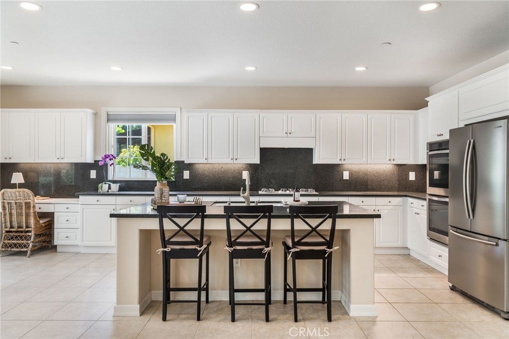 22 Camino Lienzo, San Clemente, CA 92673 22 Camino Lienzo, San Clemente, CA 92673