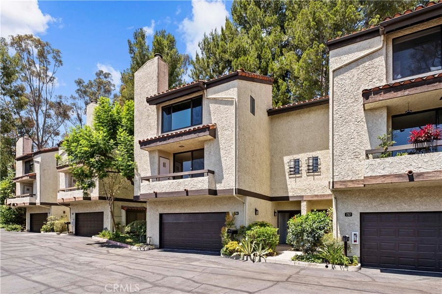 Property photo for 734 Fremont Villas, Los Angeles, CA