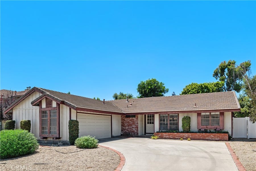 Property photo for 131 Spindlewood Avenue, Camarillo, CA