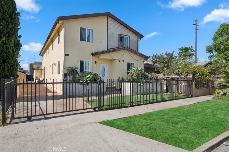 Property photo for 710 E 80th Street, Los Angeles, CA