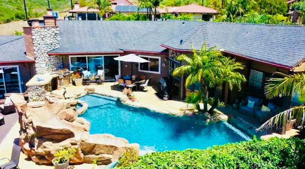 115 Via Ensueno, San Clemente, CA 92672 115 Via Ensueno, San Clemente, CA 92672