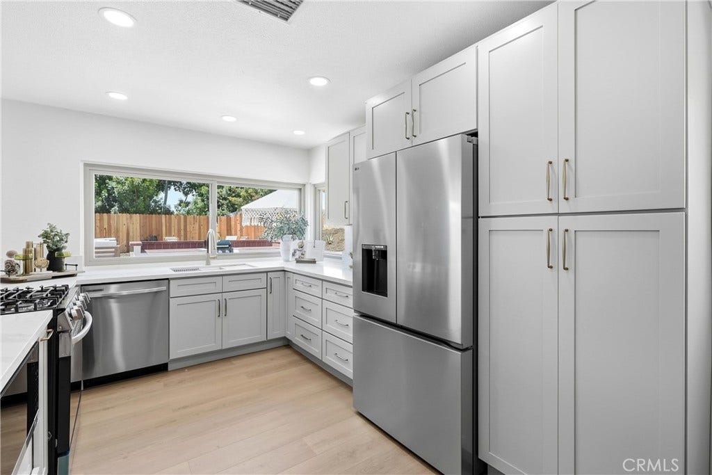 26101 Cordillera, Mission Viejo, CA 92691 26101 Cordillera, Mission Viejo, CA 92691