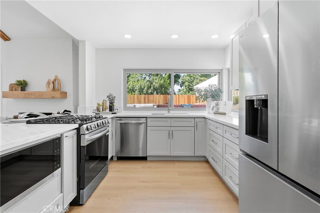 26101 Cordillera, Mission Viejo, CA 92691 26101 Cordillera, Mission Viejo, CA 92691