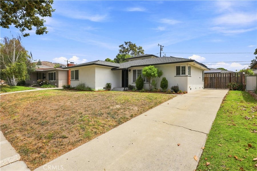 Property photo for 250 Palomares, Ventura, CA