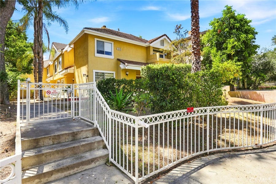 Property photo for 451 S Oakland Avenue, #2, Pasadena, CA
