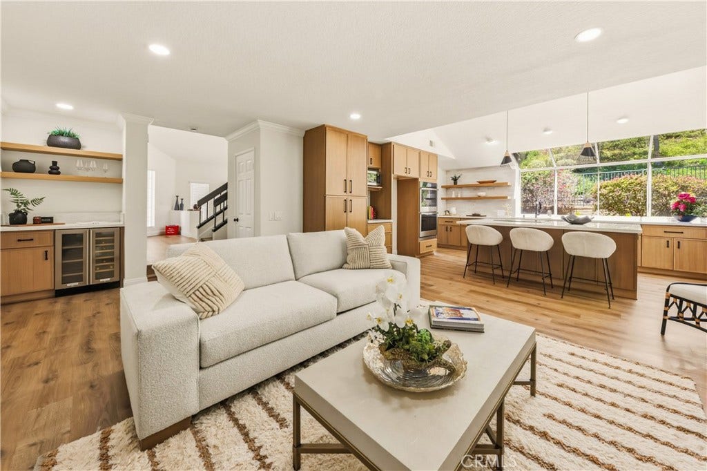 26625 Sierra Vista, Mission Viejo, CA 92692 26625 Sierra Vista, Mission Viejo, CA 92692