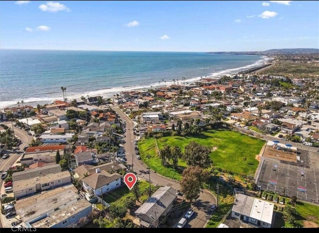 1701 Avenida Salvador, San Clemente, CA 92672 1701 Avenida Salvador, San Clemente, CA 92672