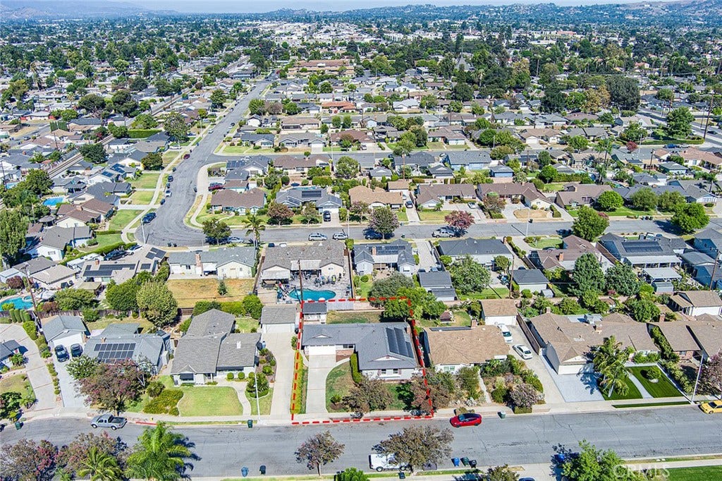 580 Dover Rd, Covina, CA 91722 580 Dover Rd, Covina, CA 91722