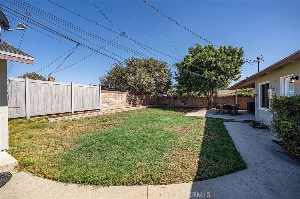 580 Dover Rd, Covina, CA 91722 580 Dover Rd, Covina, CA 91722