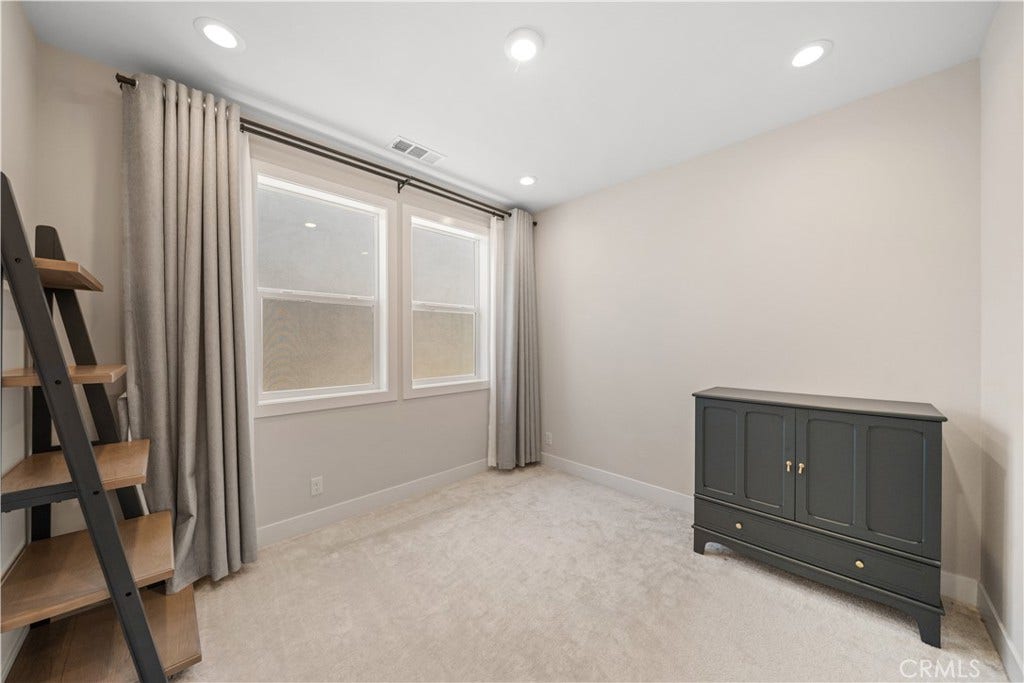 270 Burwood, Lake Forest, CA 92630 270 Burwood, Lake Forest, CA 92630